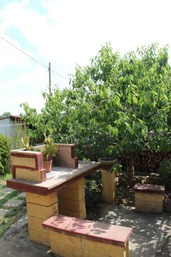 La Mansarda Bed and Breakfast Biancareddu Εξωτερικό φωτογραφία