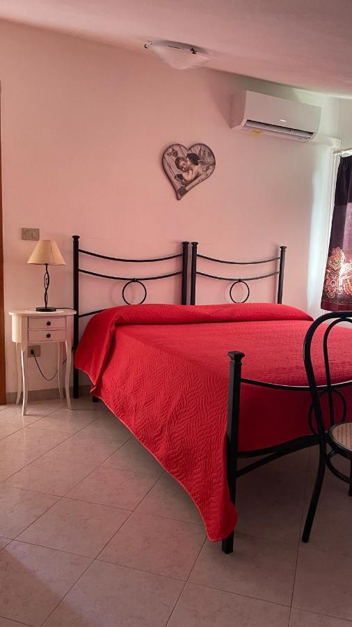 La Mansarda Bed and Breakfast Biancareddu Εξωτερικό φωτογραφία